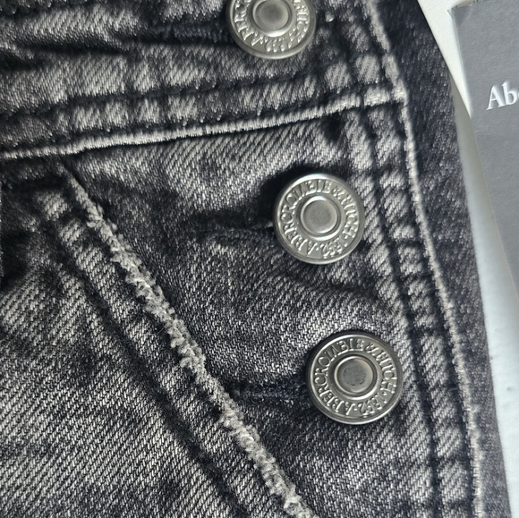 Abercrombie denim overalls/shorts. Black distressed Excellent Condition. Size S - Picture 8 of 13